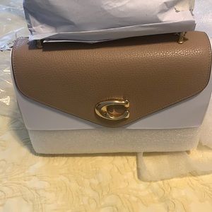 NEW WITH TAGS COACH LEATHER CROSSBODY BAG